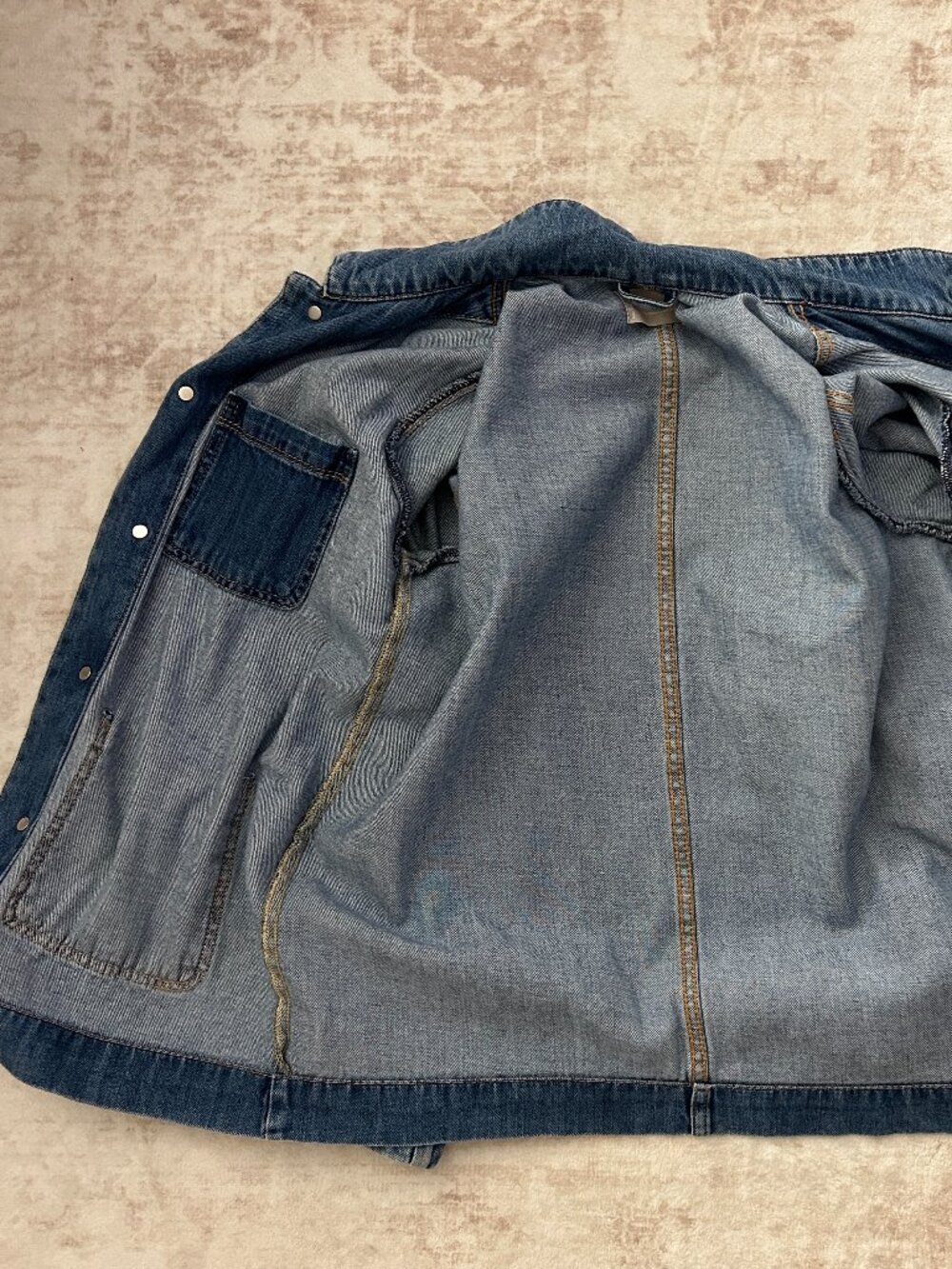 Everlane Denim Chore Jacket — Medium Wash — Small - Picture 8 of 11